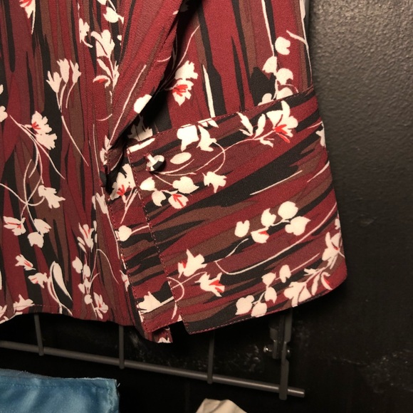 Macy’s Floral Print, Tie-Front Blouse - Picture 6 of 6